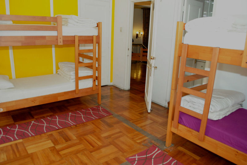 La Casona Hostal *