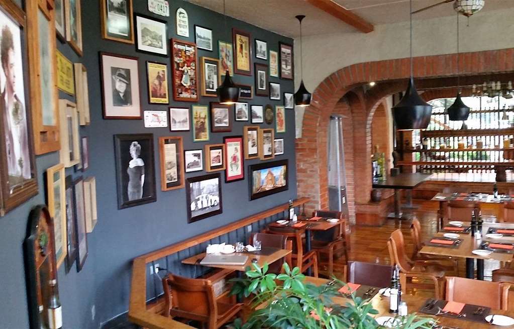 Y Centro De Eventos Manquehue Condes Hotel 4*