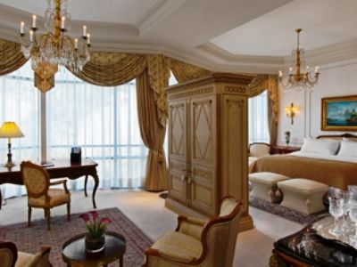 San Cristobal Tower - A Luxury Collection