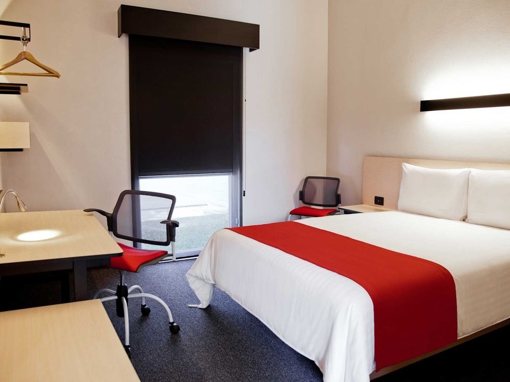 Express By Marriott Aeropuerto Hotel 3*