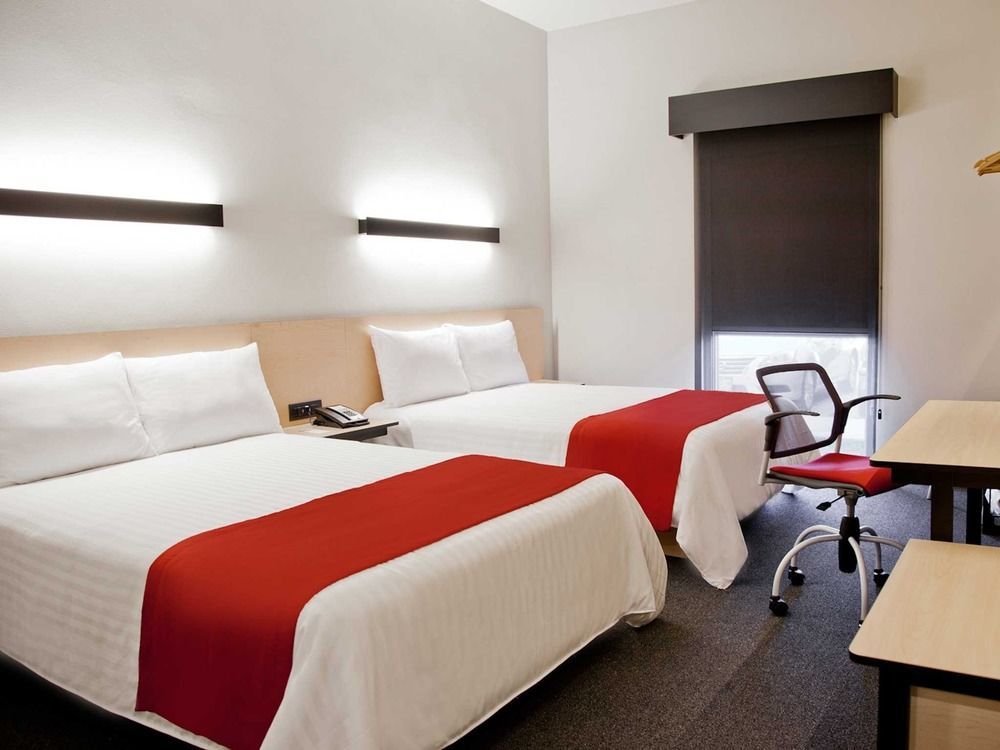 Express By Marriott Aeropuerto Santiago