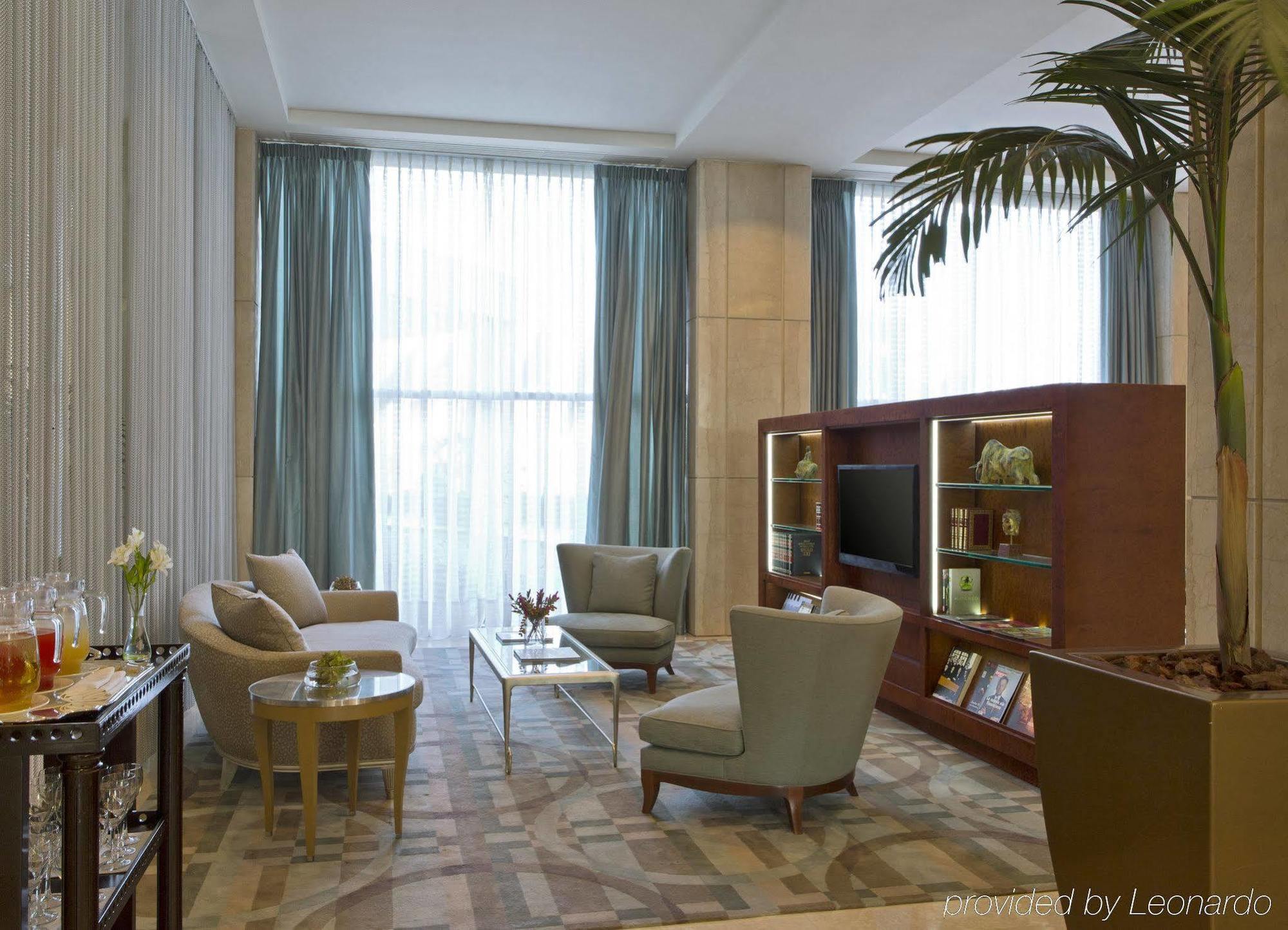 San Cristobal Tower - A Luxury Collection Hotel Santiago