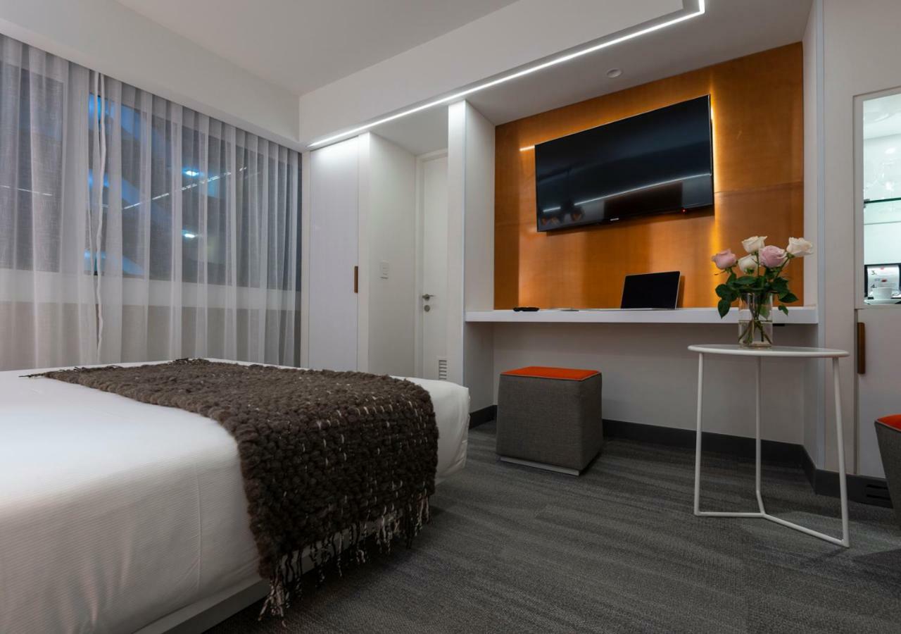Hotel 45 By Director