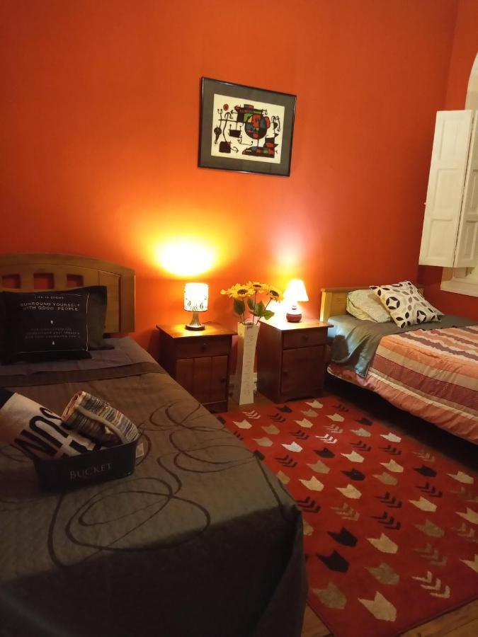 Bed and breakfast Grey & White House *