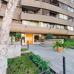 Vitacura Zen 2Br W/ Parking, Wifi, Gym & Mall