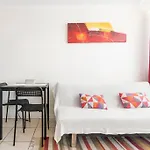 Apartamento Completo A Pasos Del Metro Ecuador.