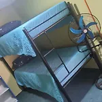 Hostal House 995