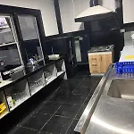 Hostal House 995