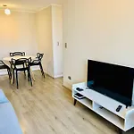 Maxi Apartment Close To The Metro