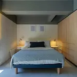 Encantador Espacio Cercano De Barrio Italia