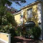 Hotel Las Flores