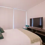 Premium 2Br 2Ba Parque Arauco - Balcon Con Malla