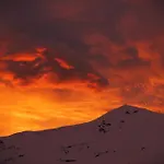 DE LUJO departamento en Valle Nevado, Edificio Valle de Cóndores SKI OUT Servicio HOM VC2803
