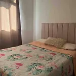 Habitacion Comoda En Las Condes