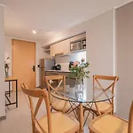 Cozy Studio In The Heart Of Nunoa Perfect For Two