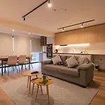 Confort Y Estilo Depto 2D2B Para 6 En Las Condes