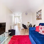 Hermoso Departamento En Pleno Centro De Santiago