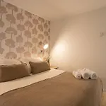 Your Adventure Begins In Las Condes 2Br2Ba Apartment