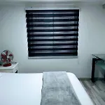 Casa Entera Con Estacionamiento