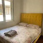 Habitacion Grande 3 Personas Bano Privado Providencia