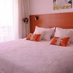 Intersuites Apartments