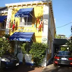 Hotel Las Flores