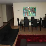 Habitaciones Av Colon / Las Condes