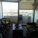 Frente al parque (Solo mujeres)