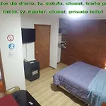 dpto entero, 1D1B, independiente, adosado a casa