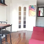 Departamento Paseo Bulnes con Parking