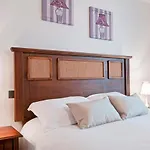 Bellavista Forestal Apartment