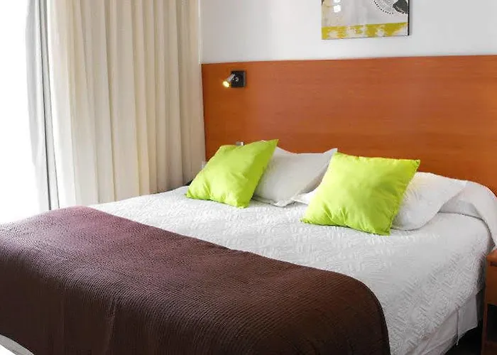Apart Hotel Intersuites Las Condes