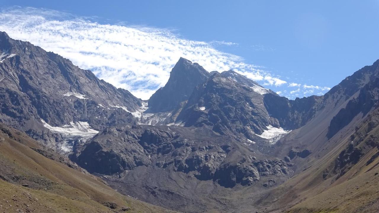 Сasa de vacaciones Cajón Del Maipo - Condominio Vizcachas - En Casa Compartida Vista Montaña *