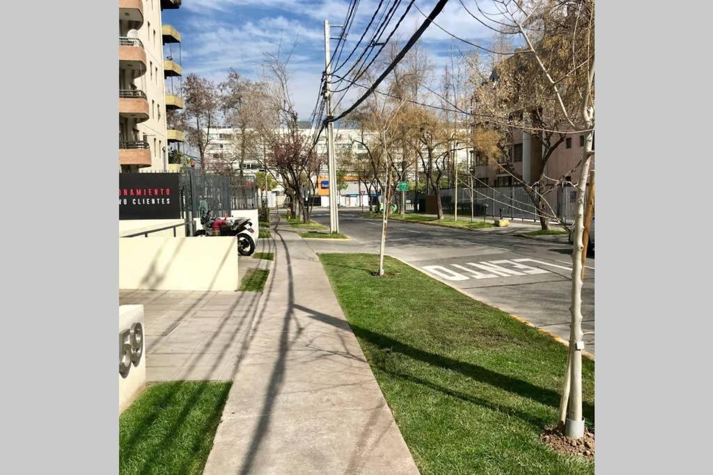 Apartamento Ideal Departamento En El Corazón De Dominicos Santiago de Chile