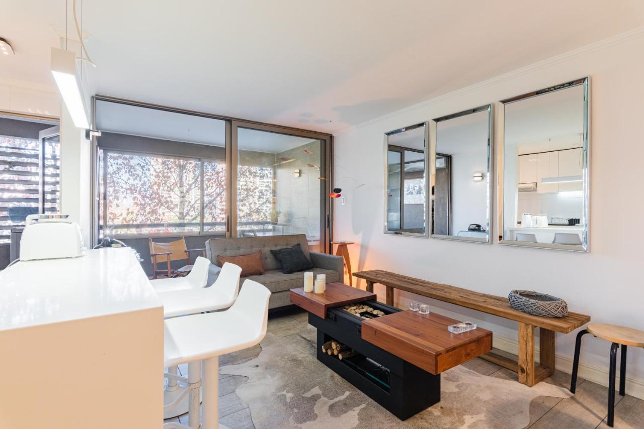 Vitacura Zen 2br W/ Parking, Wifi, Gym & Mall * Santiago de Chile