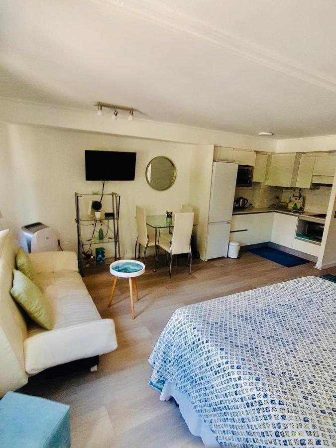 Departamento Mall Costanera Apartment *