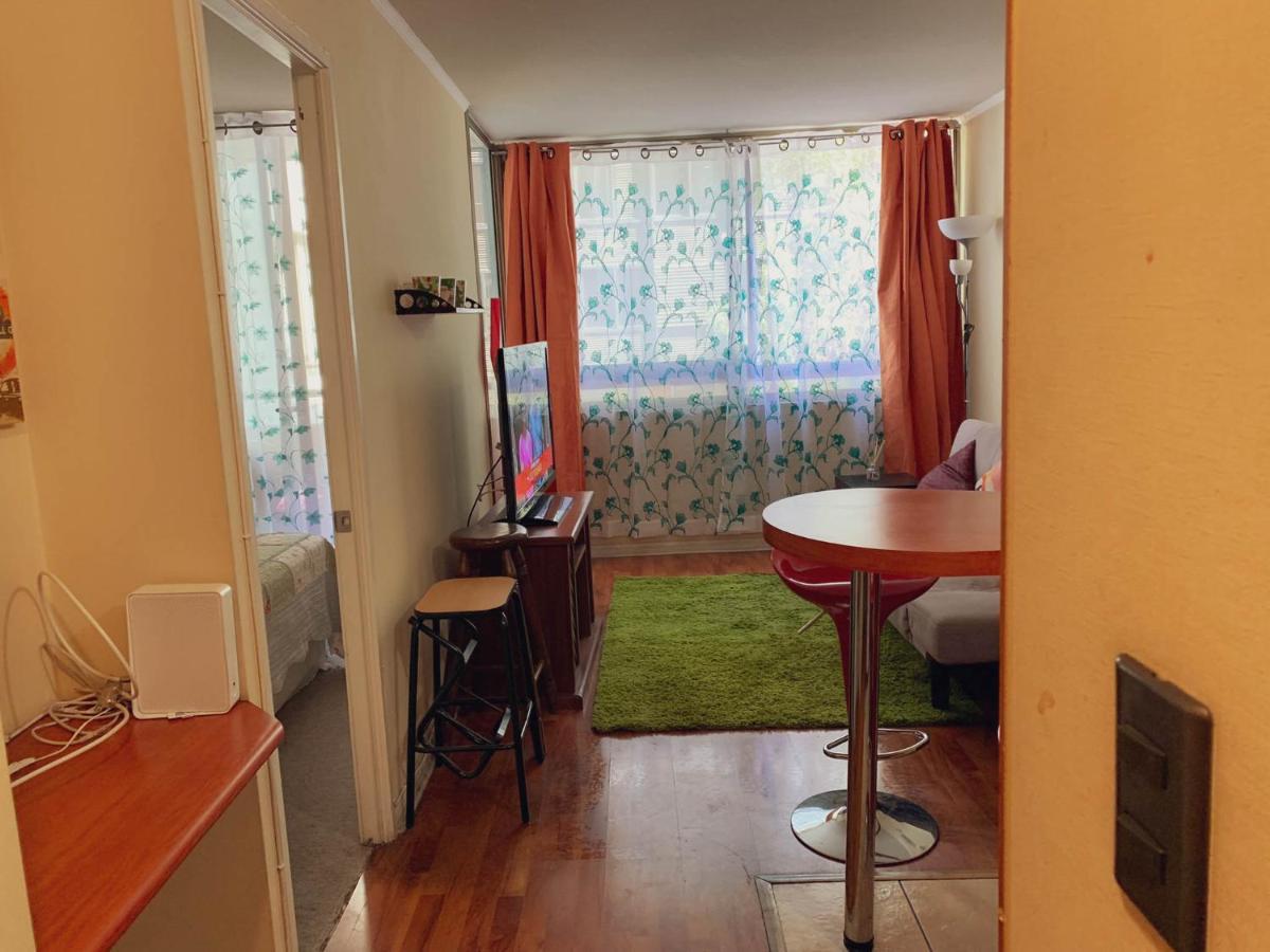 Apartamento Depto 2 Metro Plaza De Armas Santiago de Chile
