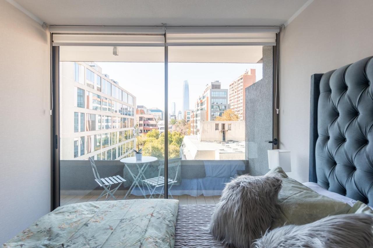 Bellet Design - 2br W/pool, Gym & Parking *