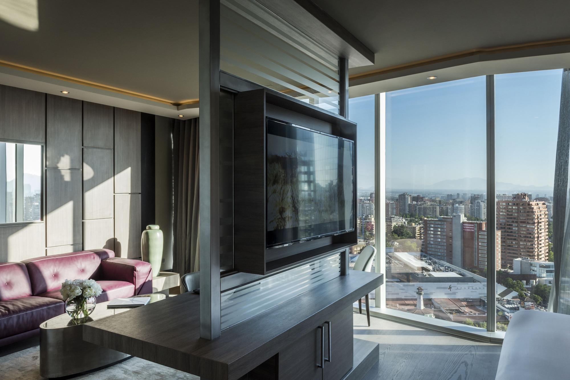 Icon Hotel 4*