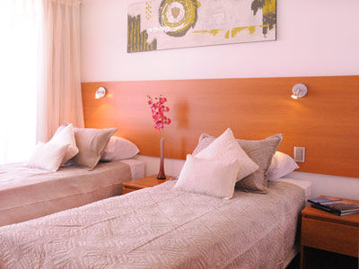 Intersuites Hotel 4*
