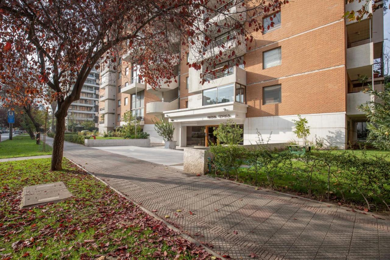 - Josue Smith - Costanera Center Apartment