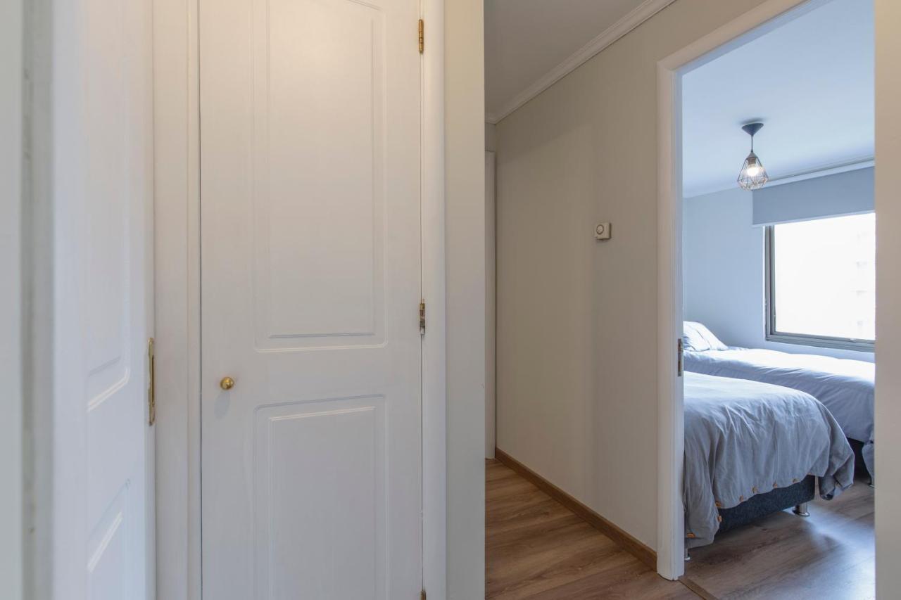- Josue Smith - Costanera Center Apartment *