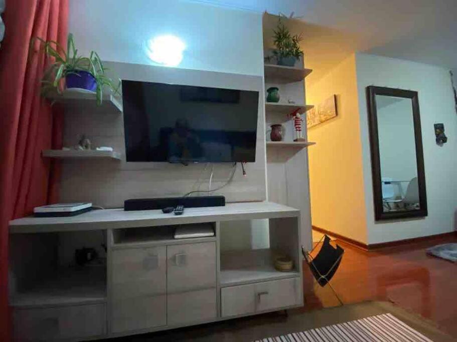 Apartamento Cómodo Departamento En El Centro De Stgo
