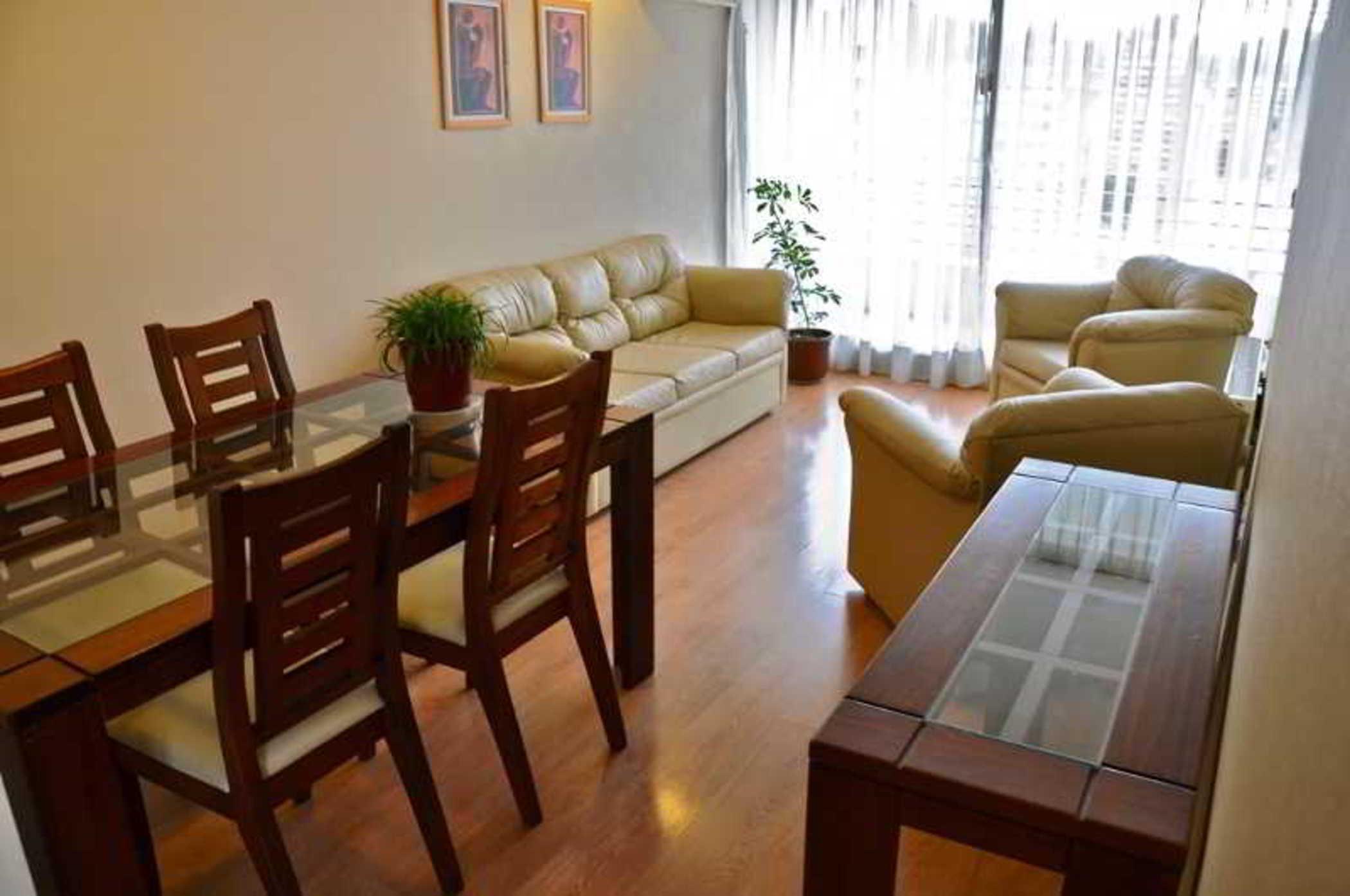 Versalles Apartahotel