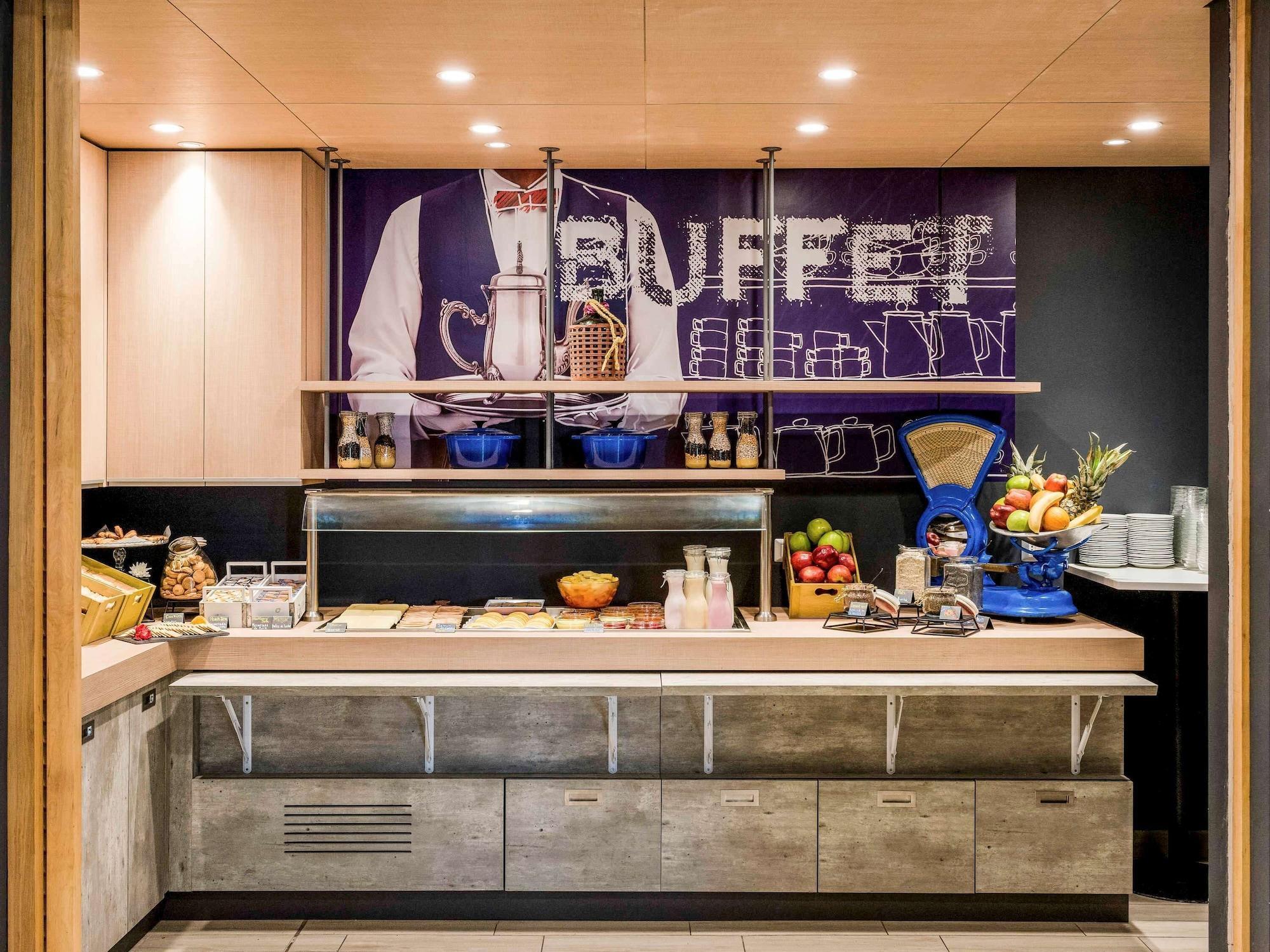 Ibis Budget Providencia Hotel