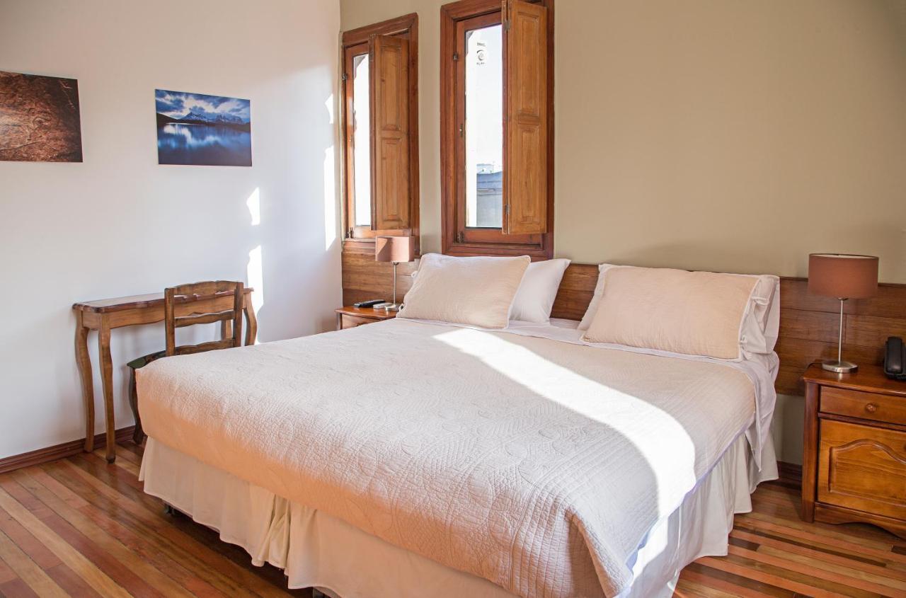 Casona Emilia Santiago