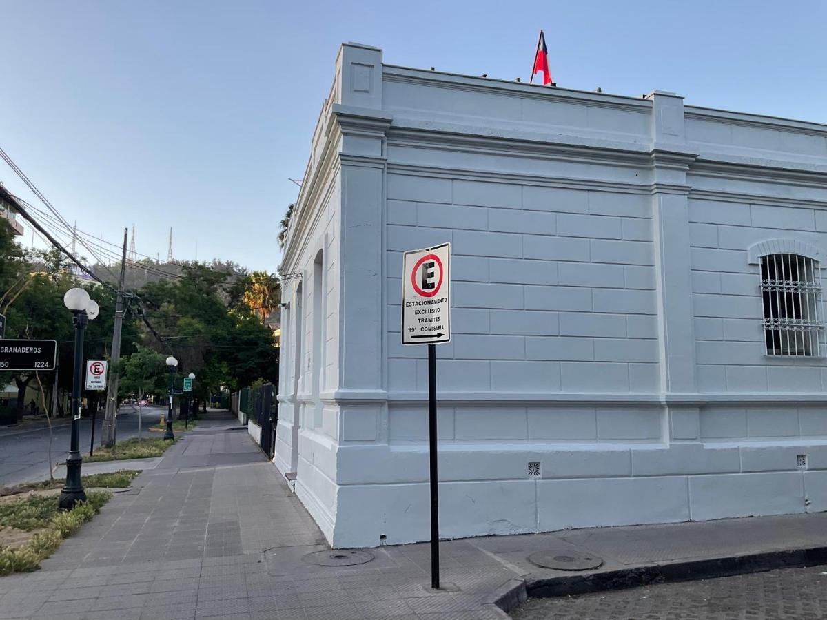 Providencia Lado Metro Manuel Montt Santiago