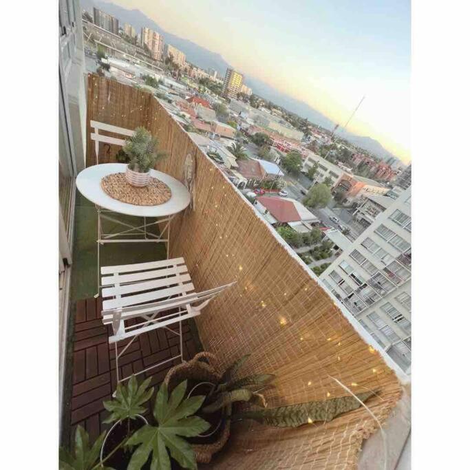 Apartamento Apartamento Estilo Boho Chic 200m Metro La Cisterna Con Estacionamiento Santiago de Chile
