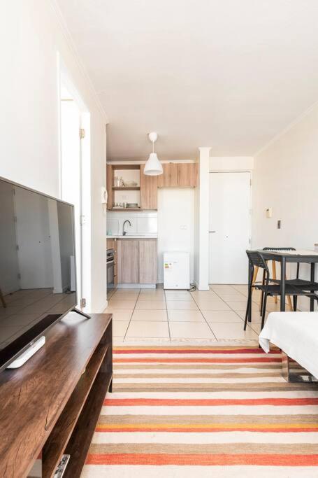 Apartamento Completo A Pasos Del Metro Ecuador.