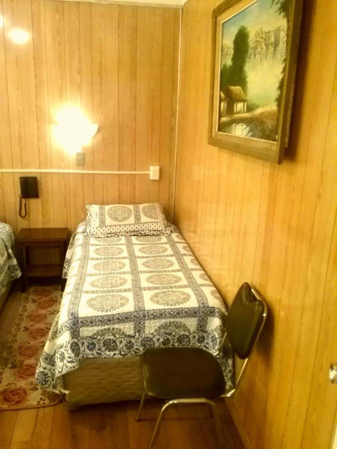 Di Maurier Hotel Santiago